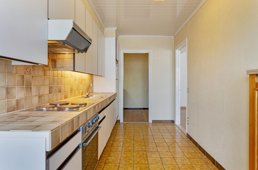 instapklaar-appartement-met-2-slaapkamers-te-roeselare-006.jpg