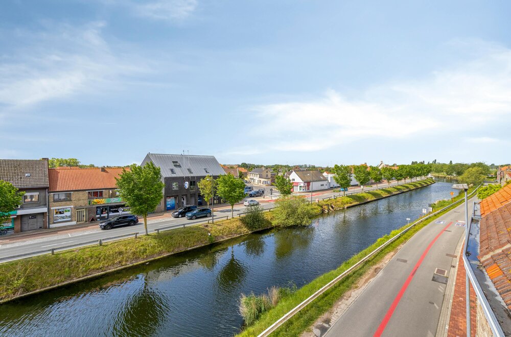 appartement-met-n-slaapkamer-en-ruim-terras-over-het-water020.jpg