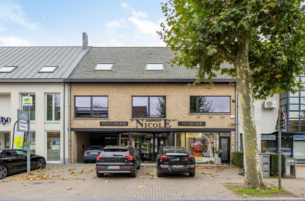 unieke-opbrengsteigendom-op-toplocatie-in-zomergem019.jpg