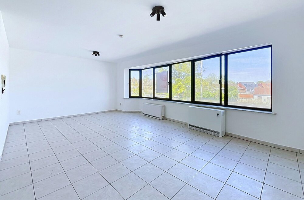 appartement-met-2-slaapkamers-en-terras-aan-station-eeklo006.jpg