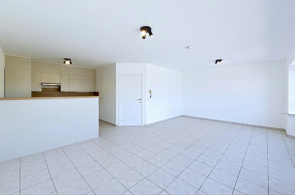 appartement-met-2-slaapkamers-en-terras-aan-station-eeklo007.jpg
