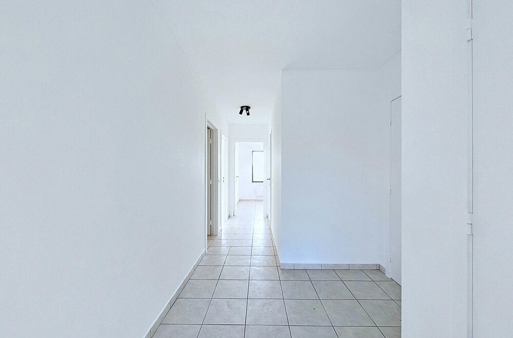 appartement-met-2-slaapkamers-en-terras-aan-station-eeklo010.jpg