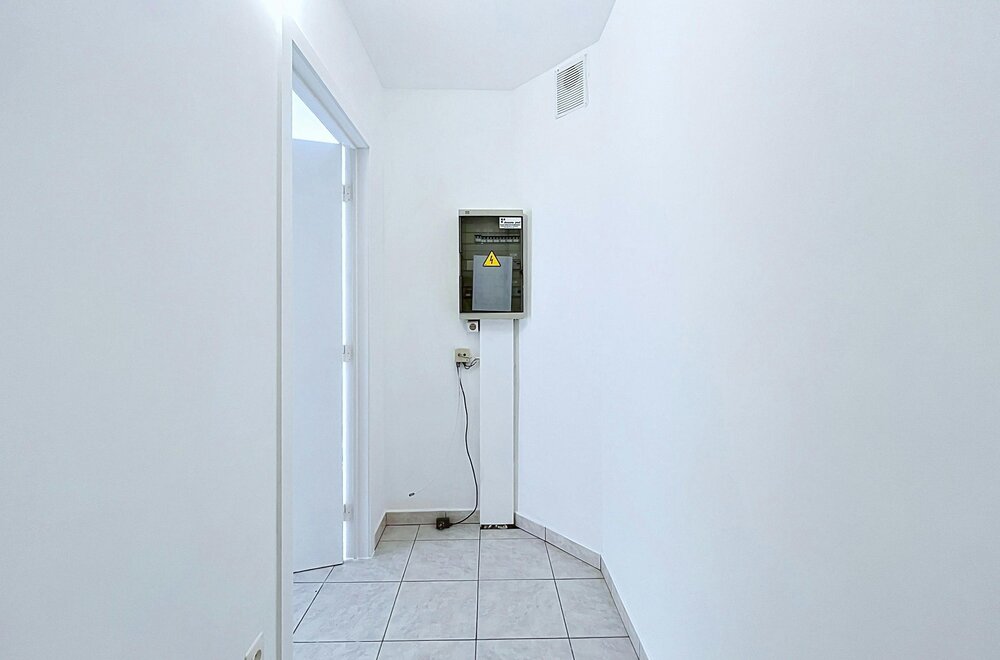 appartement-met-2-slaapkamers-en-terras-aan-station-eeklo011.jpg