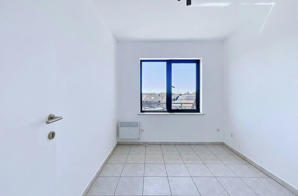 appartement-met-2-slaapkamers-en-terras-aan-station-eeklo016.jpg
