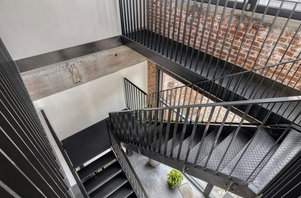 ruime-loft-in-ronse-te-koop-007.jpg