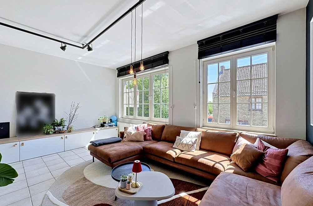 huis-met-4-slaapkamers-en-open-zicht-te-koop-te-knokke-heist003.jpg