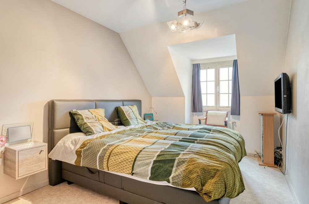 huis-met-4-slaapkamers-en-open-zicht-te-koop-te-knokke-heist010.jpg