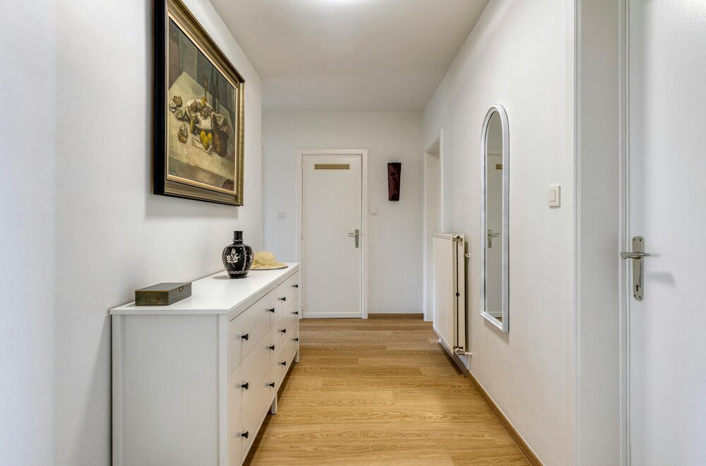 lichtrijk-en-instapklaar-appartement-te-koop-in-blankenberge002.jpg
