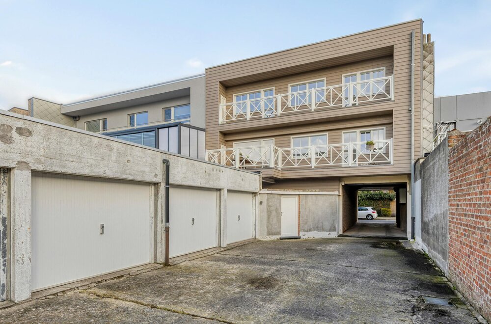 lichtrijk-en-instapklaar-appartement-te-koop-in-blankenberge017.jpg