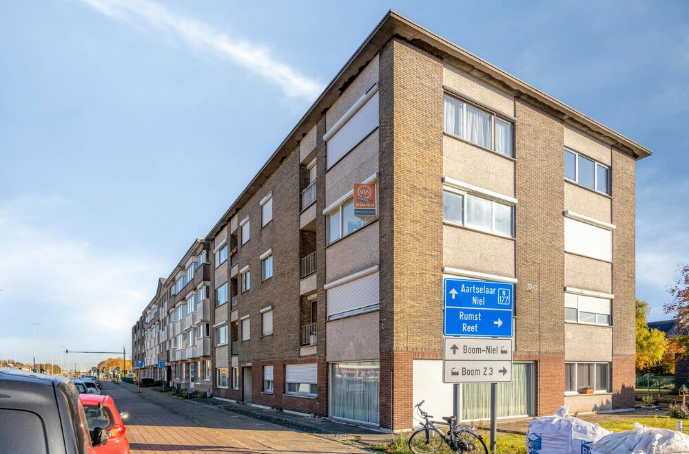 appartement-met-2-slaapkamers-kelderberging-en-garage-te-koop-in-boom002.jpg