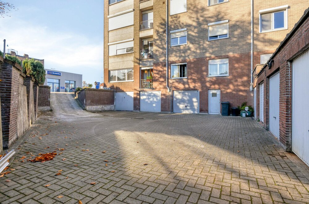 appartement-met-2-slaapkamers-kelderberging-en-garage-te-koop-in-boom016.jpg