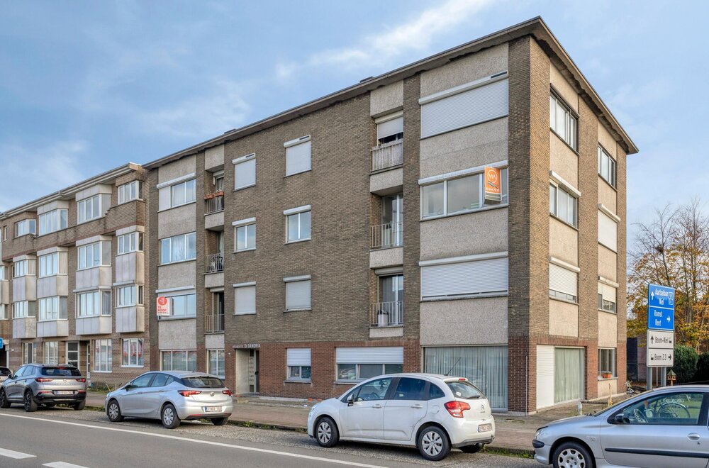 appartement-met-2-slaapkamers-kelderberging-en-garage-te-koop-in-boom017.jpg