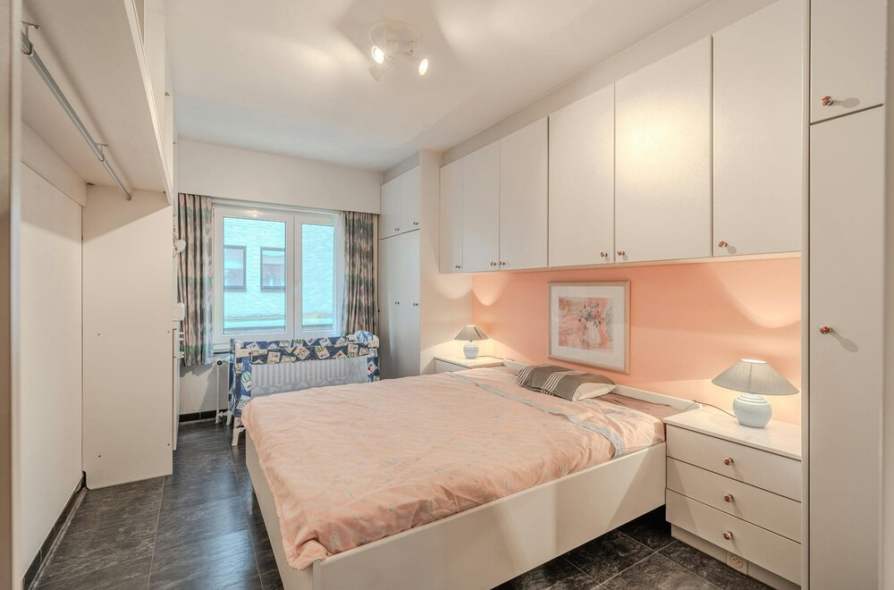 centraal-gelegen-2-slaapkamerappartement-met-zeezicht-011.jpg