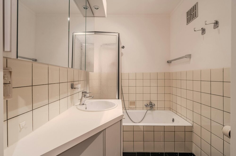 centraal-gelegen-2-slaapkamerappartement-met-zeezicht-016.jpg