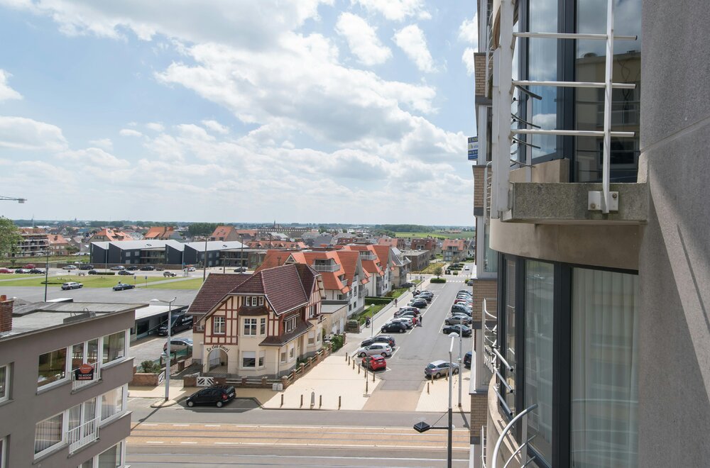 prachtig-gerenoveerde-studio-met-slaaphoek-en-zijdelings-zeezicht-014.jpg