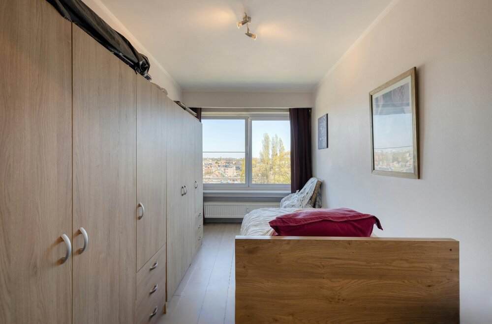 appartement-met-2-slaapkamers-terras-en-autostaanplaats-te-koop-in-hoboken010.jpg