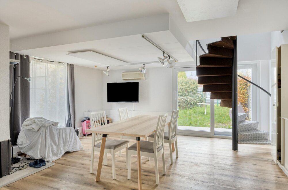 opbrengsteigendom-met-9-studentenkamers-en-duplex-appartement-te-hasselt014.jpg