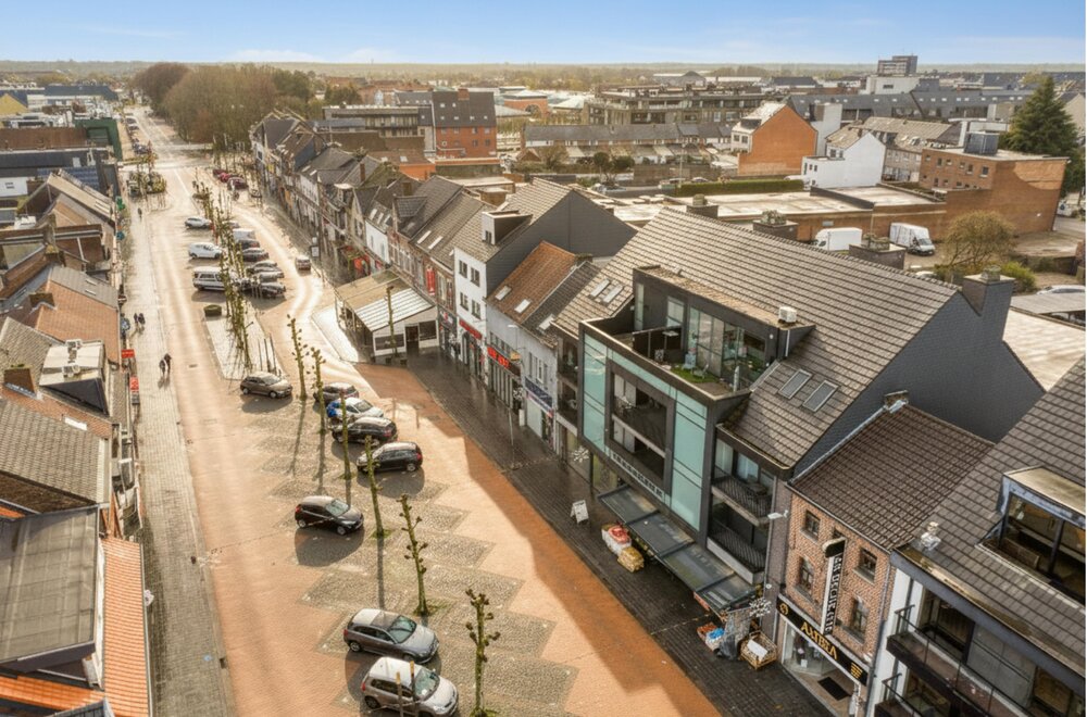 handelspand-537m-met-parking-te-koop-op-de-pauwengraaf002.jpg