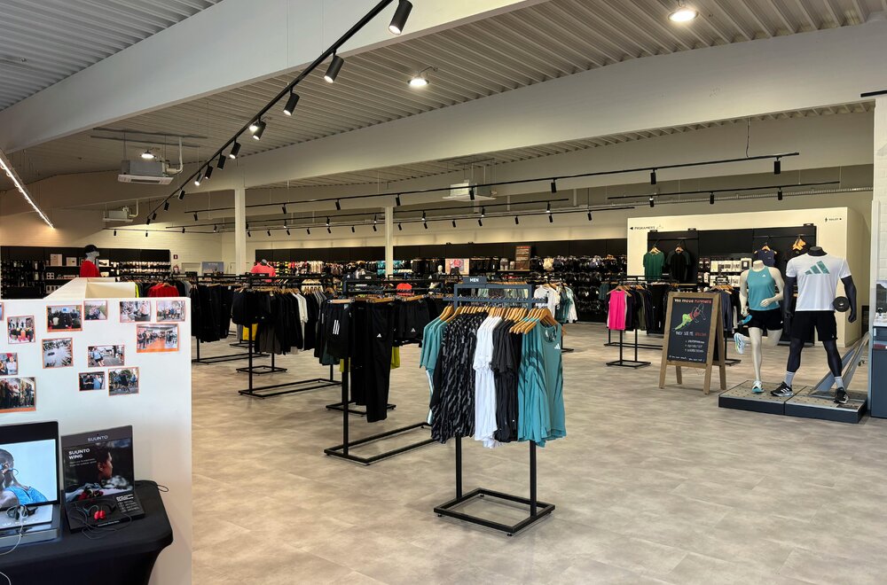commerci-le-bedrijfssite-te-koop-langs-de-ring-te-roeselare005.jpg