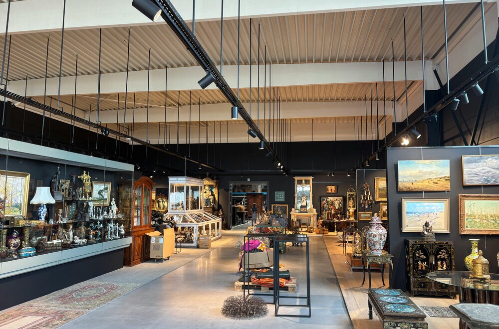 commerci-le-bedrijfssite-te-koop-langs-de-ring-te-roeselare011.jpg