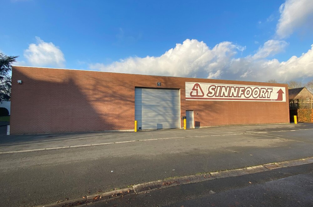 commerci-le-bedrijfssite-te-koop-langs-de-ring-te-roeselare016.jpg