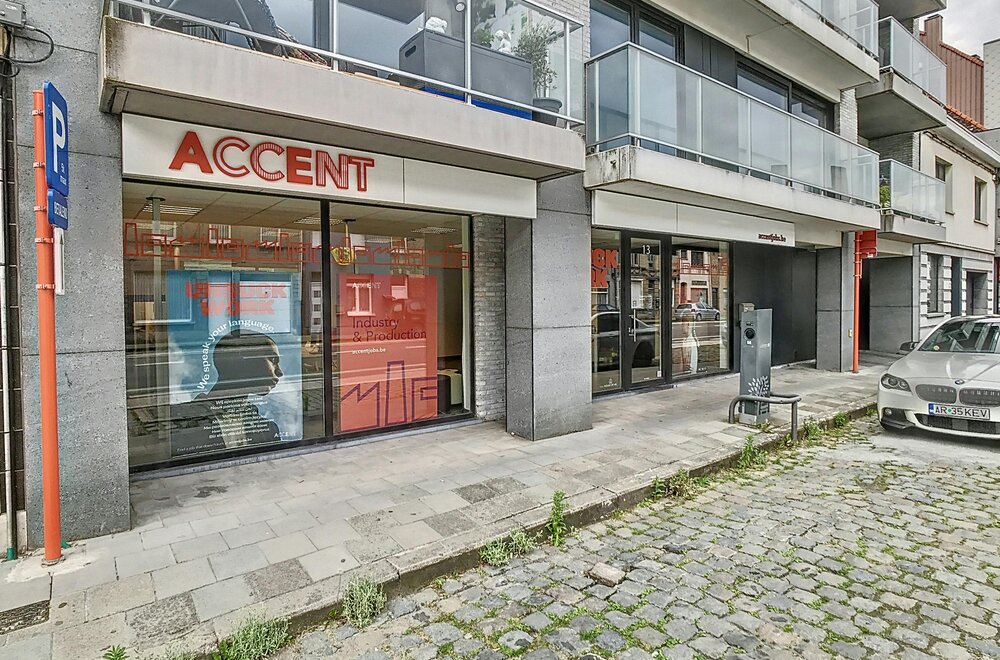 instapklaar-kantoor-te-koop-in-roeselare011.jpg