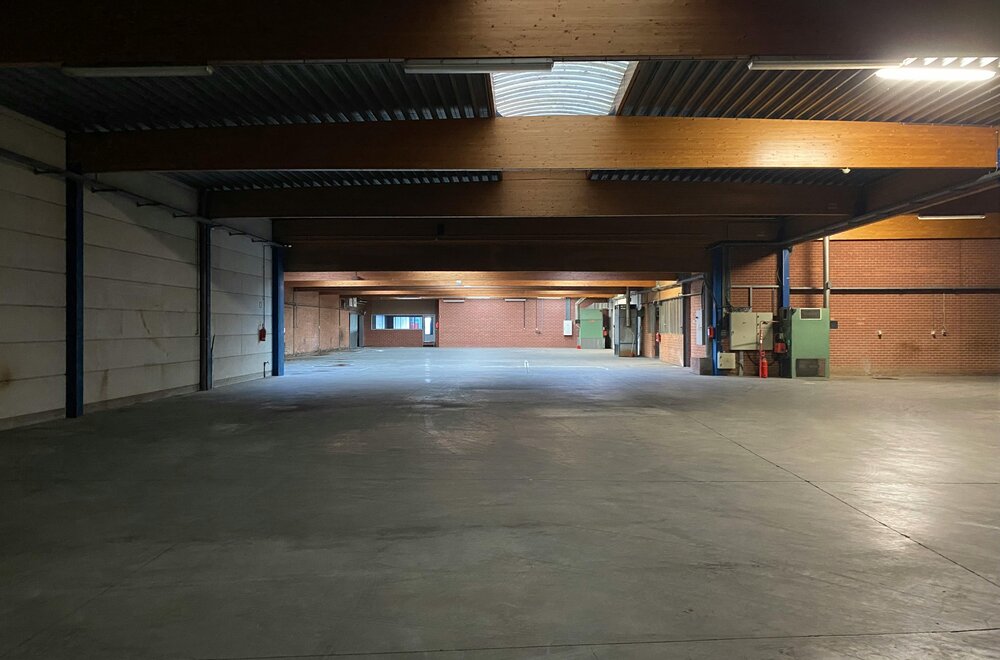 commerci-le-site-te-koop-langs-de-ring-te-roeselare017.jpg