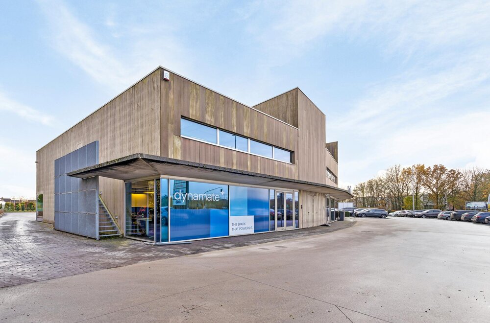 opbrengsteigendom-bestaande-uit-een-kantoorgebouw-te-koop008.jpg