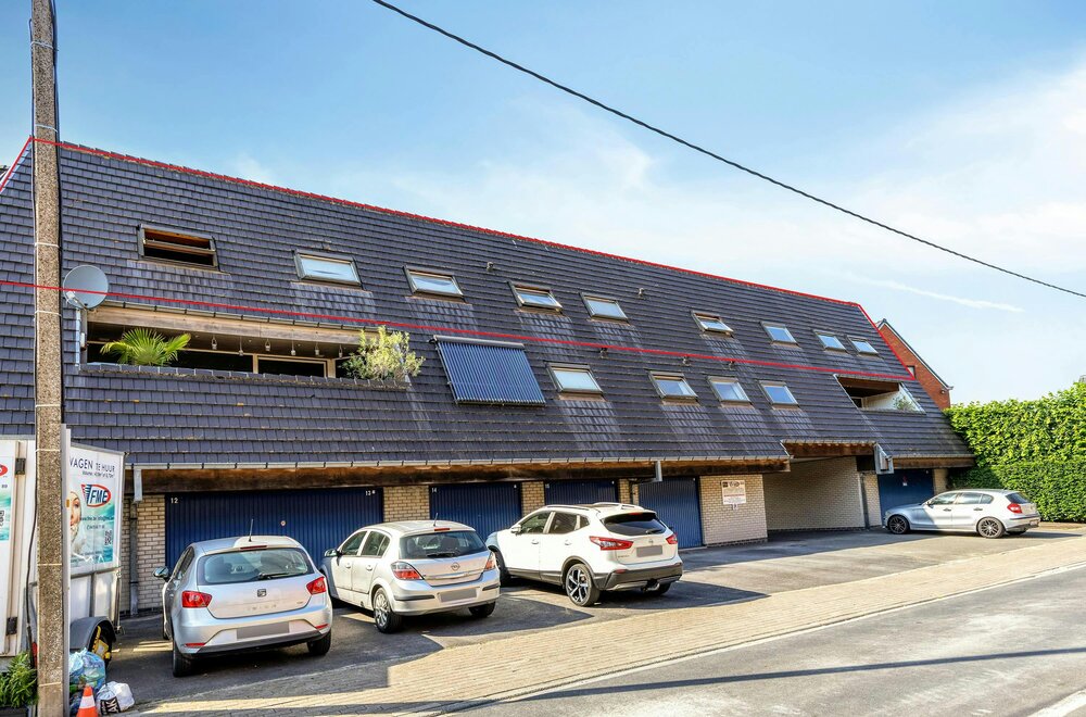 dakappartement-met-grote-garage-te-koop-in-lichtervelde002.jpg