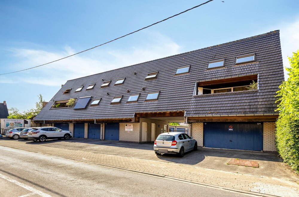 dakappartement-met-grote-garage-te-koop-in-lichtervelde003.jpg