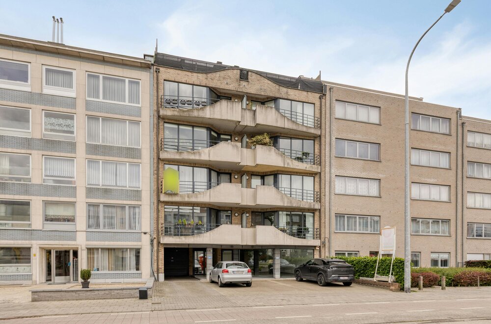 kantoorruimte-140m-te-koop-in-deurne-001.jpg