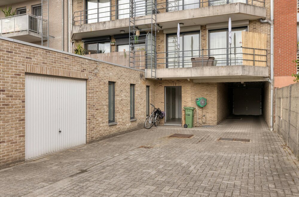 kantoorruimte-140m-te-koop-in-deurne-013.jpg
