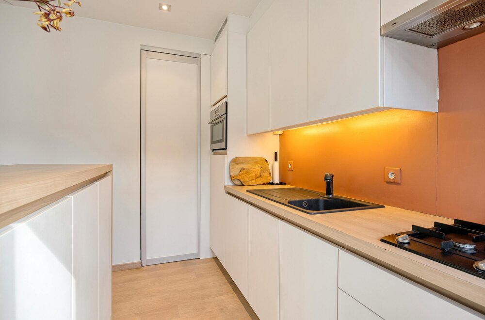 lichtrijke-duplex-met-fantastisch-dakterras-te-gent005.jpg