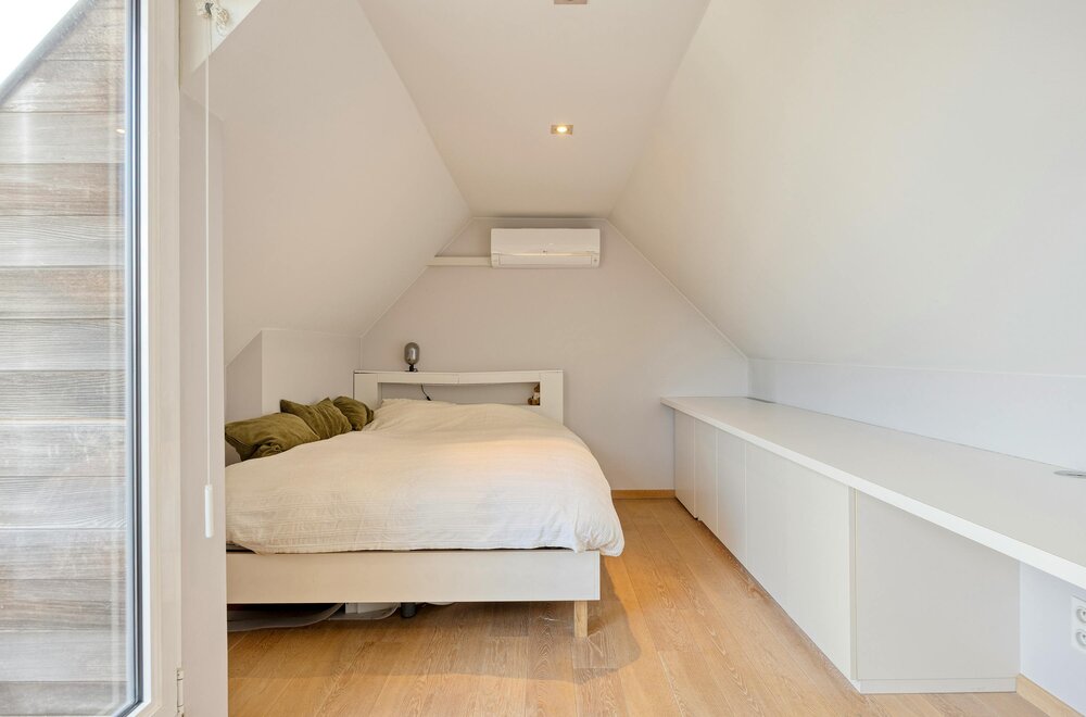 lichtrijke-duplex-met-fantastisch-dakterras-te-gent014.jpg