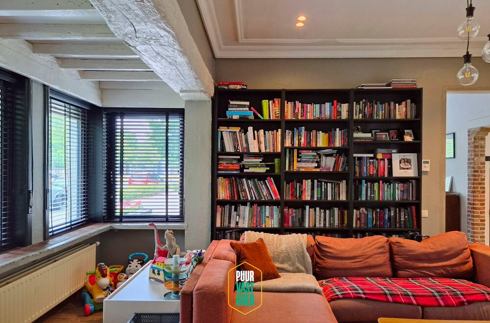 strak-moderne-renovatie-in-dialoog-met-authentieke-charme007.jpg