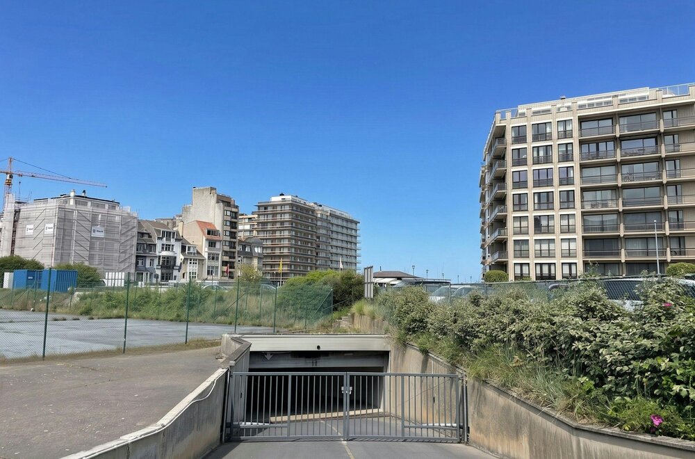 goedgelegen-garagebox-vlakbij-de-zeedijk-te-westende-002.jpg