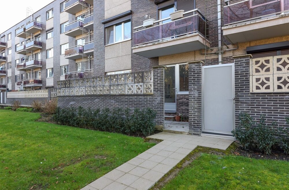 lichtrijk-gelijkvloers-appartement-met-2-slaapkamers-terras-n-garagebox-rustig-en-centraal-gelegen-013.jpg