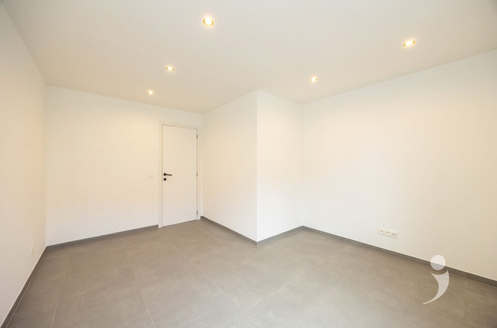volledig-gerenoveerde-woning-in-tremelo-009.jpg