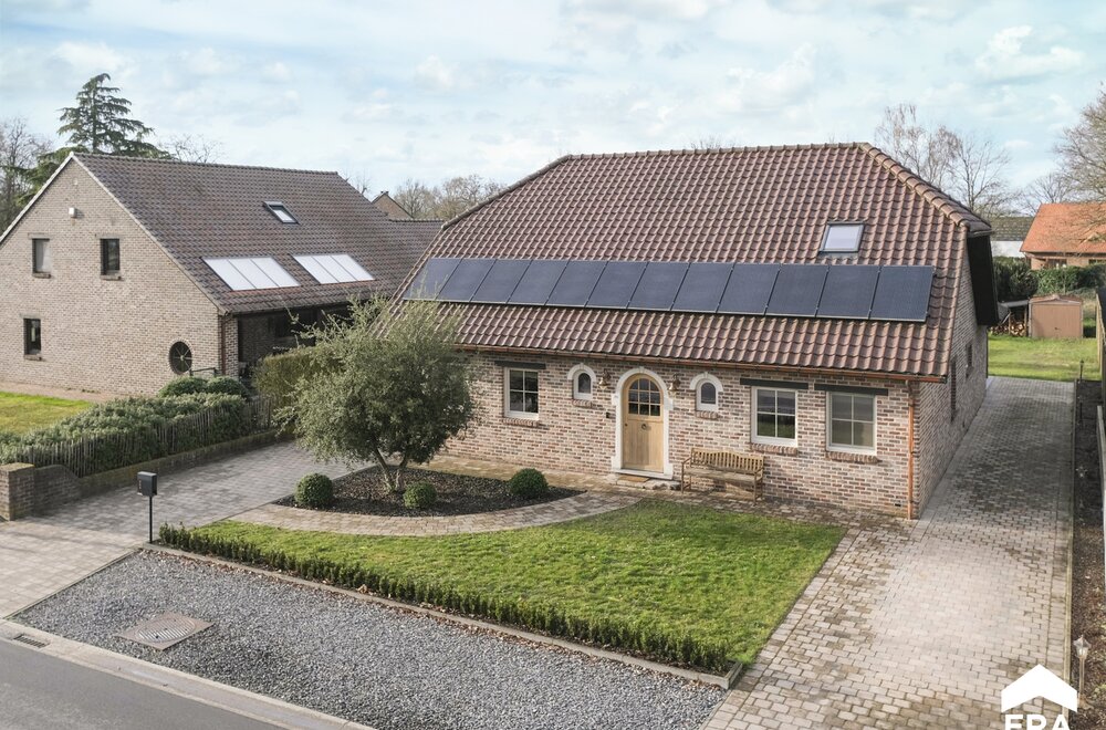 gerenoveerde-gezinswoning-met-4-slaapkamers-en-2-badkamers002.jpg