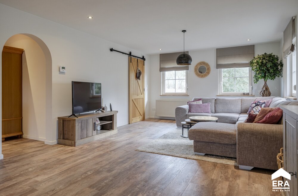 gerenoveerde-gezinswoning-met-4-slaapkamers-en-2-badkamers006.jpg