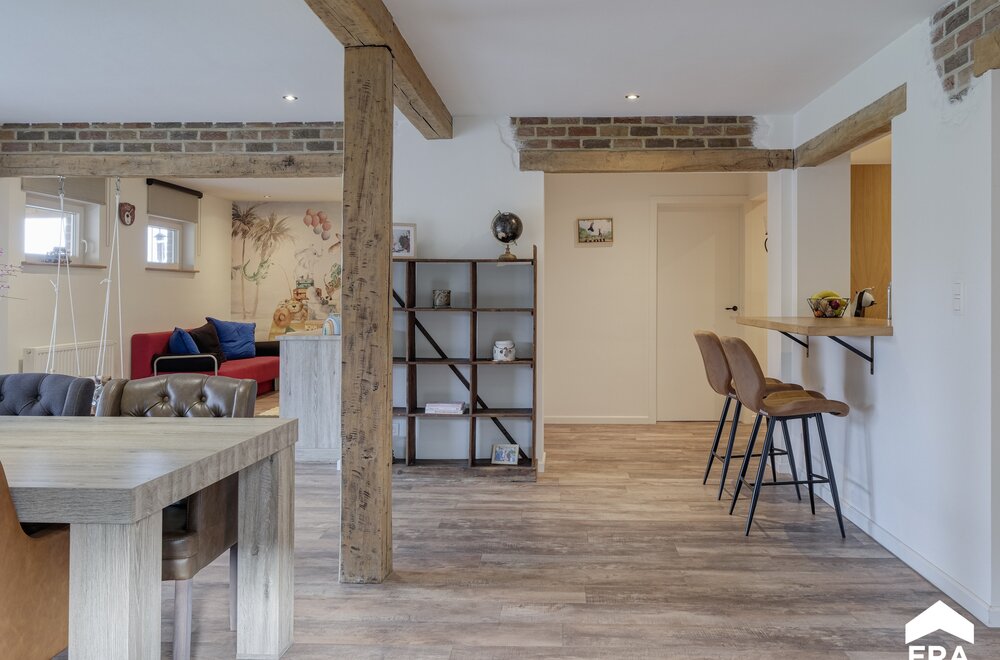 gerenoveerde-gezinswoning-met-4-slaapkamers-en-2-badkamers009.jpg
