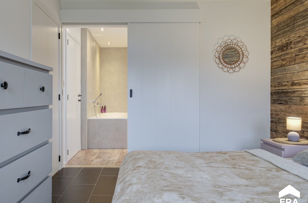 gerenoveerde-gezinswoning-met-4-slaapkamers-en-2-badkamers017.jpg