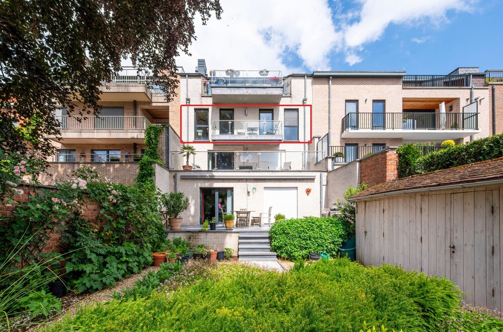 knap-en-ruim-2ev-appartement-ca-120m2-met-zicht-op-het-park-van-sint-niklaas002.jpg