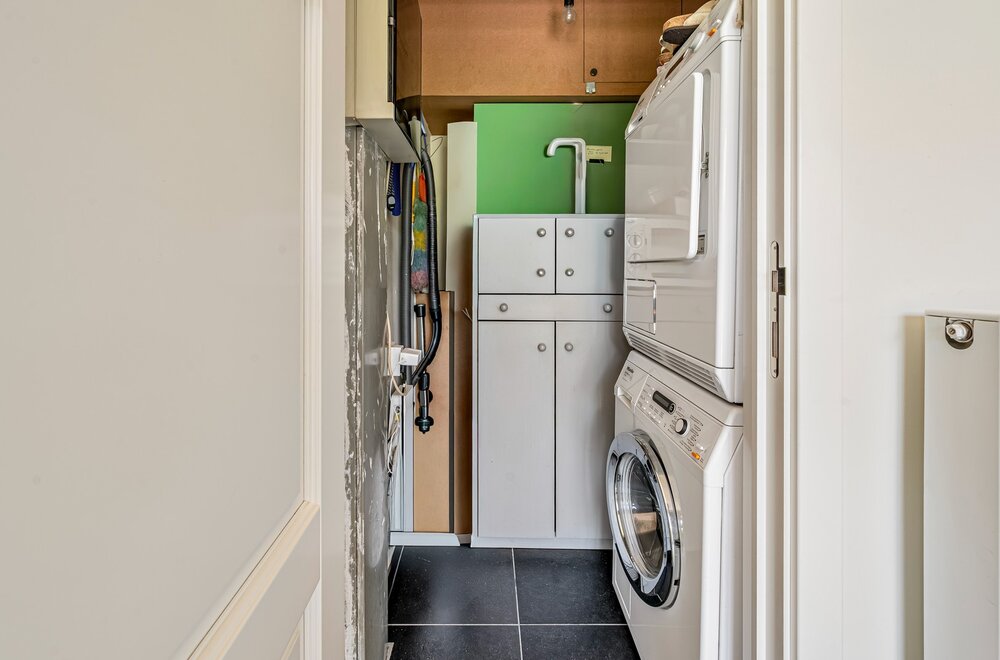knap-en-ruim-2ev-appartement-ca-120m2-met-zicht-op-het-park-van-sint-niklaas014.jpg