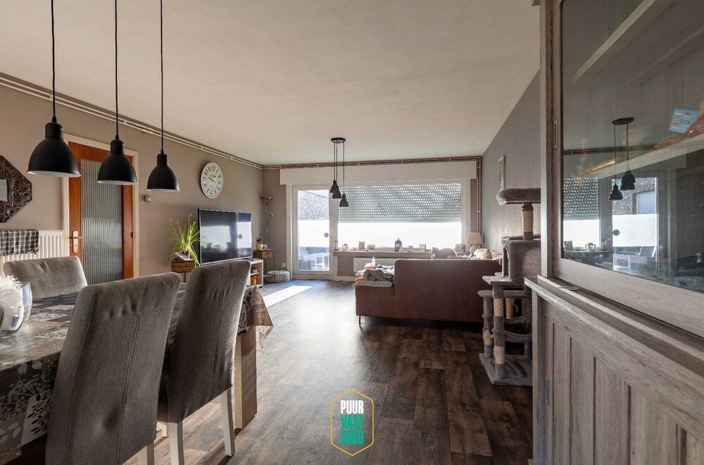 riant-gerenoveerd-gelijkvloers-appartement-met-terras-aan-tuin004.jpg