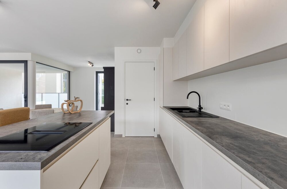 kwalitatief-en-ruim-nieuwbouwappartement-110m-in-beselare-007.jpg