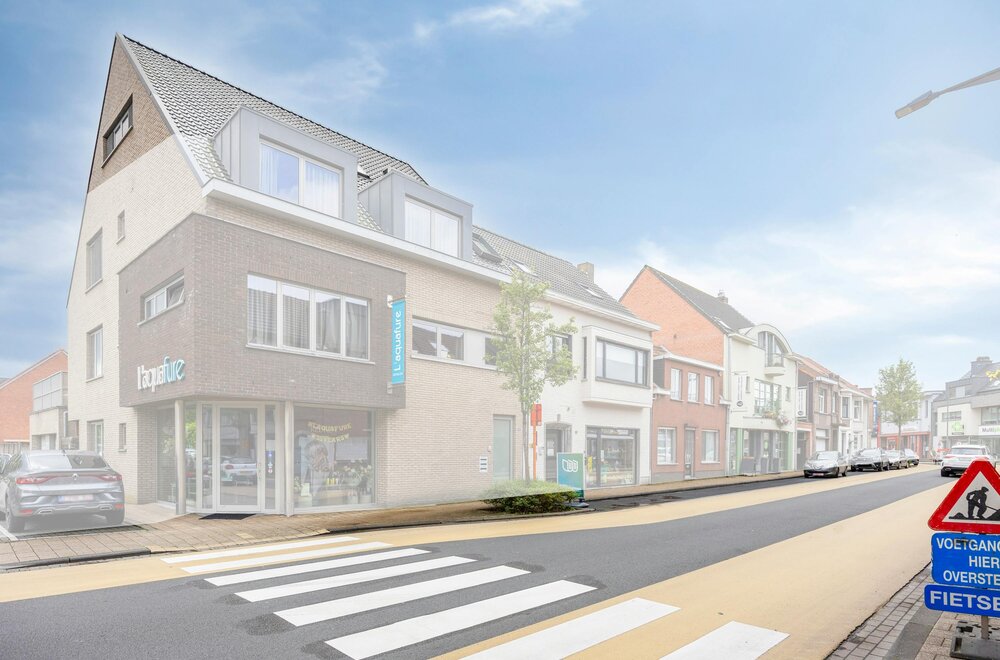 duplexappartement-met-2-slpks-te-koop-in-centrum-van-essen-002.jpg