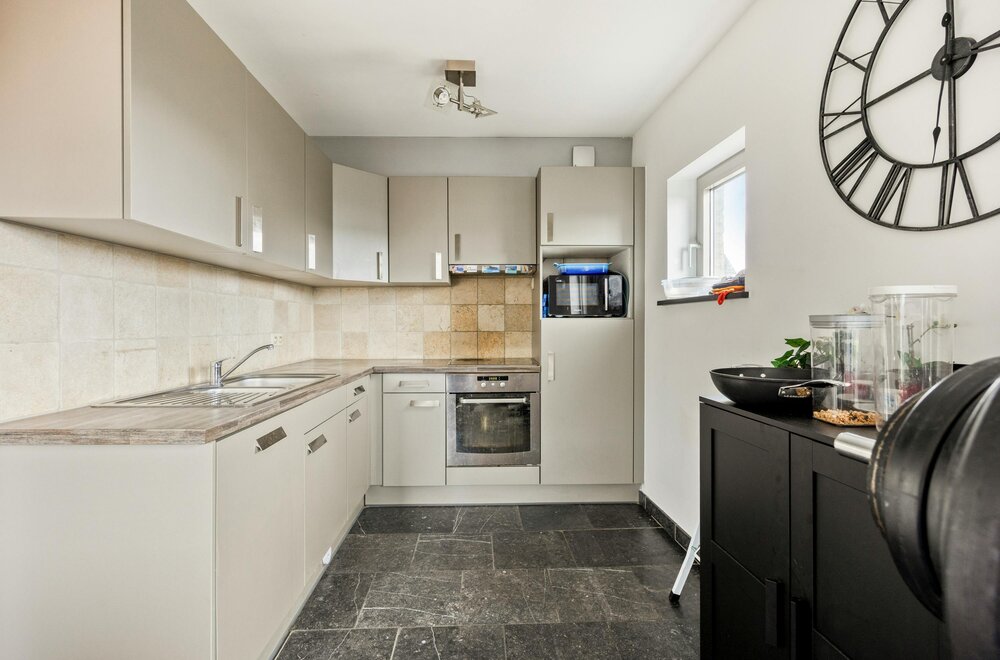 duplexappartement-met-2-slpks-te-koop-in-centrum-van-essen-013.jpg