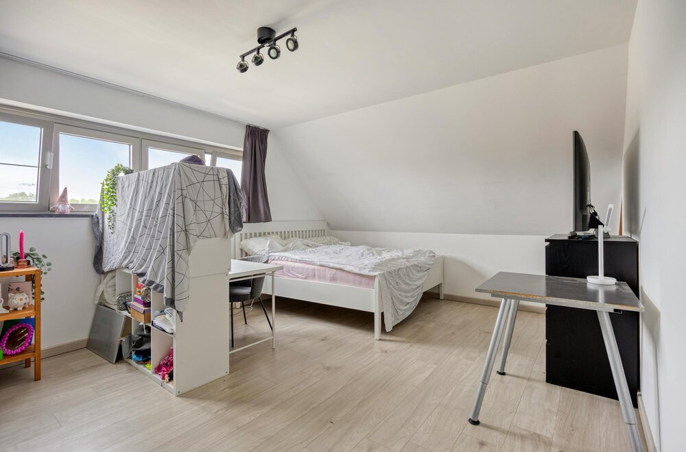 duplexappartement-met-2-slpks-te-koop-in-centrum-van-essen-021.jpg