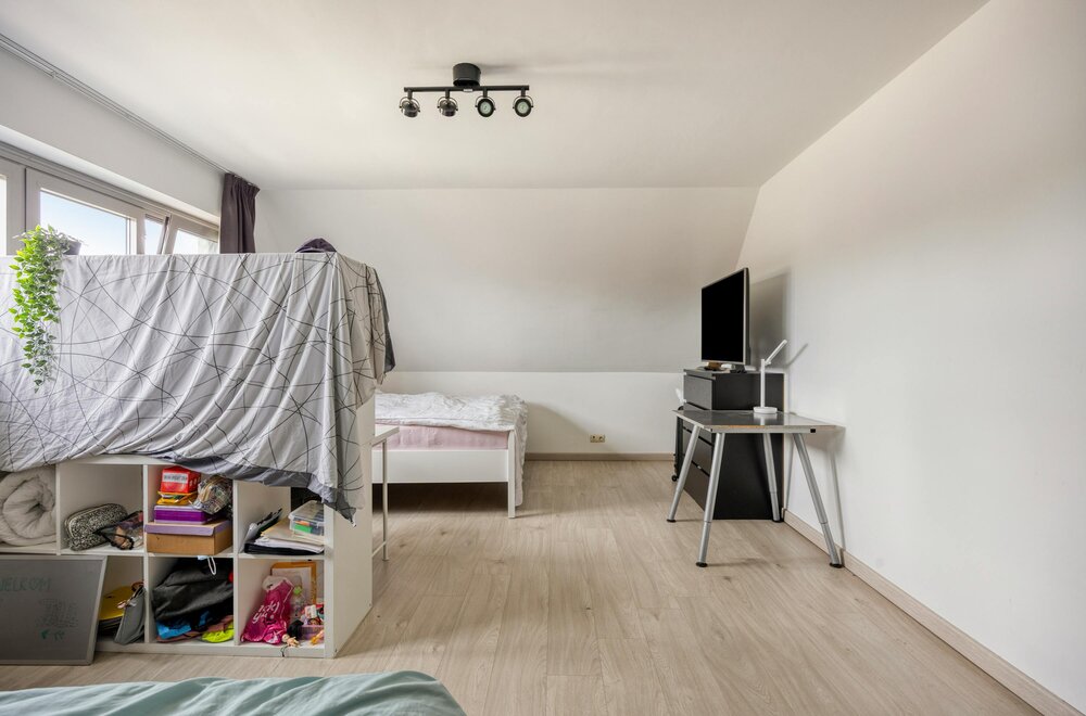 duplexappartement-met-2-slpks-te-koop-in-centrum-van-essen-022.jpg